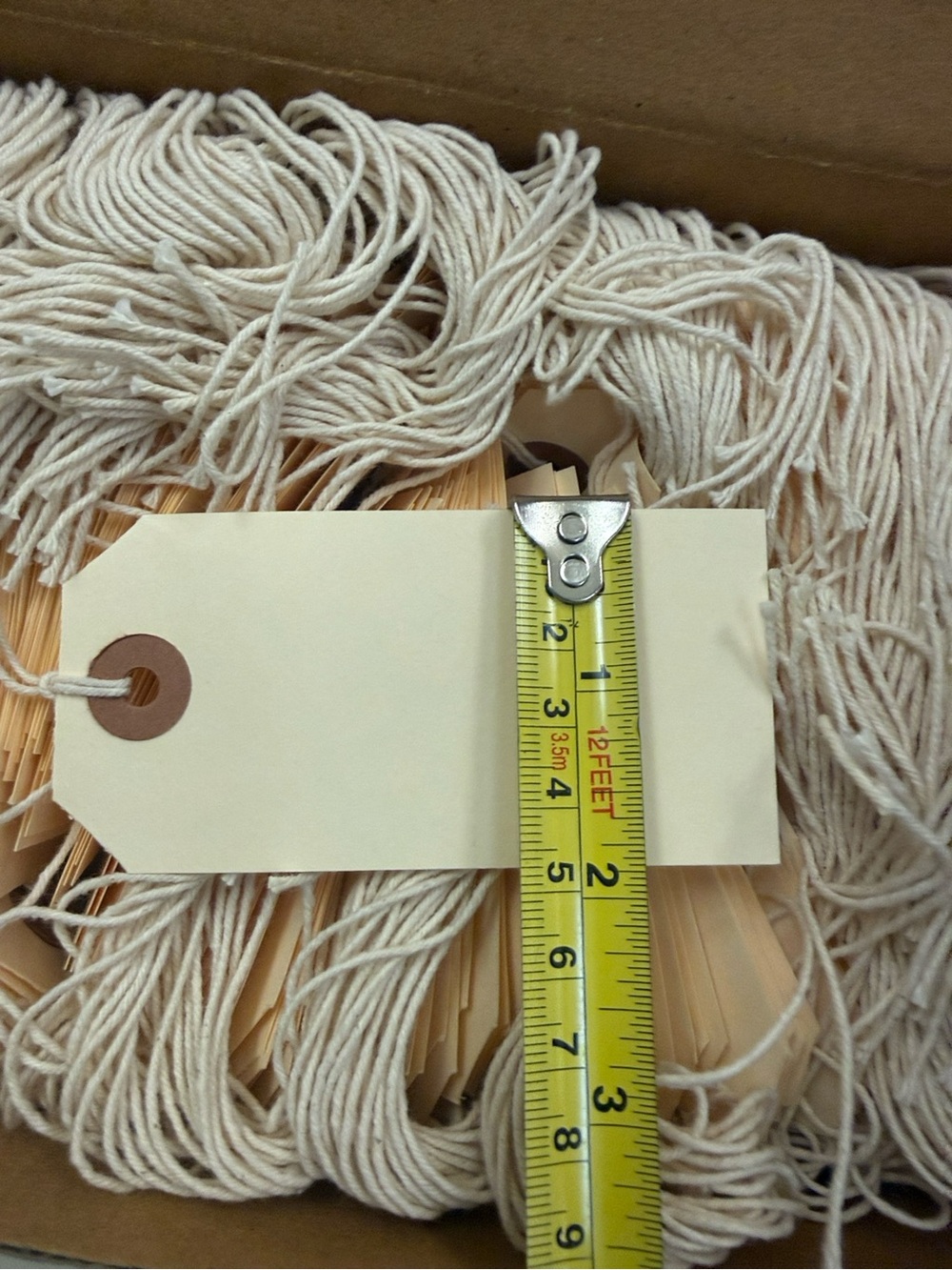 1000 PCS Shipping Tags Strung Manila - Picture 7 of 7